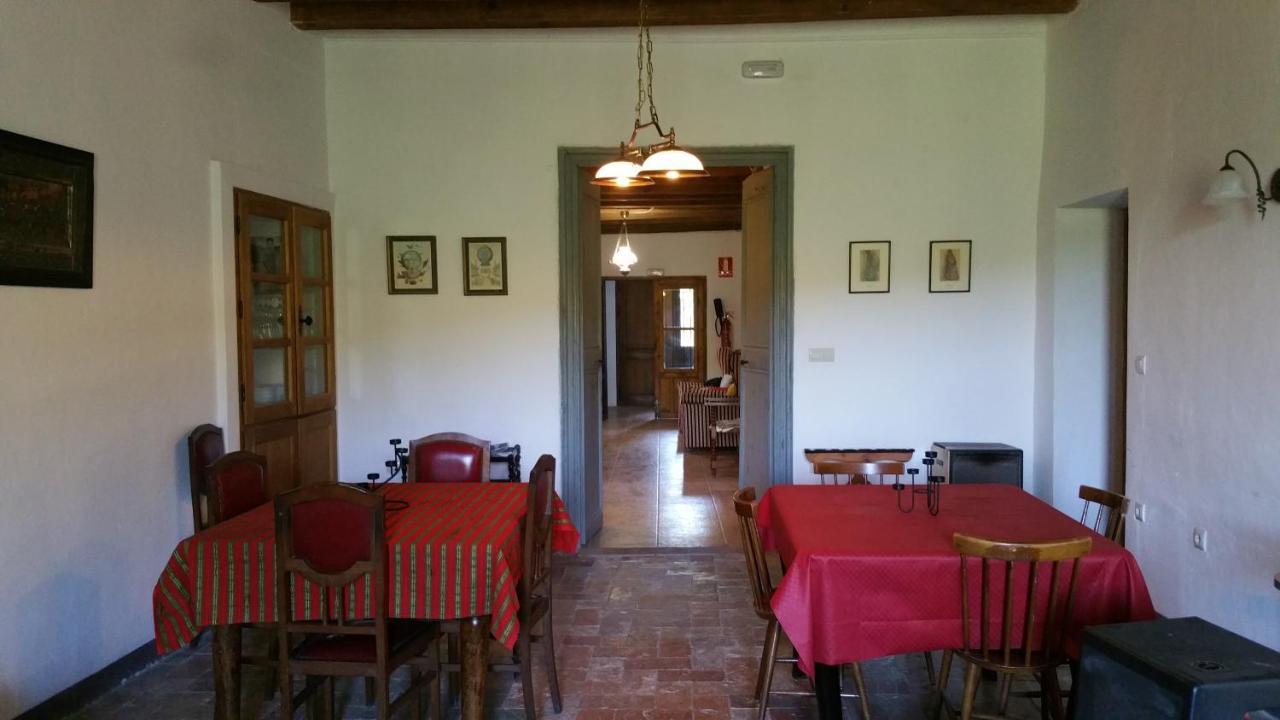 Pinell de Solsones Casa Rural Sant Petrus De Madrona酒店 外观 照片