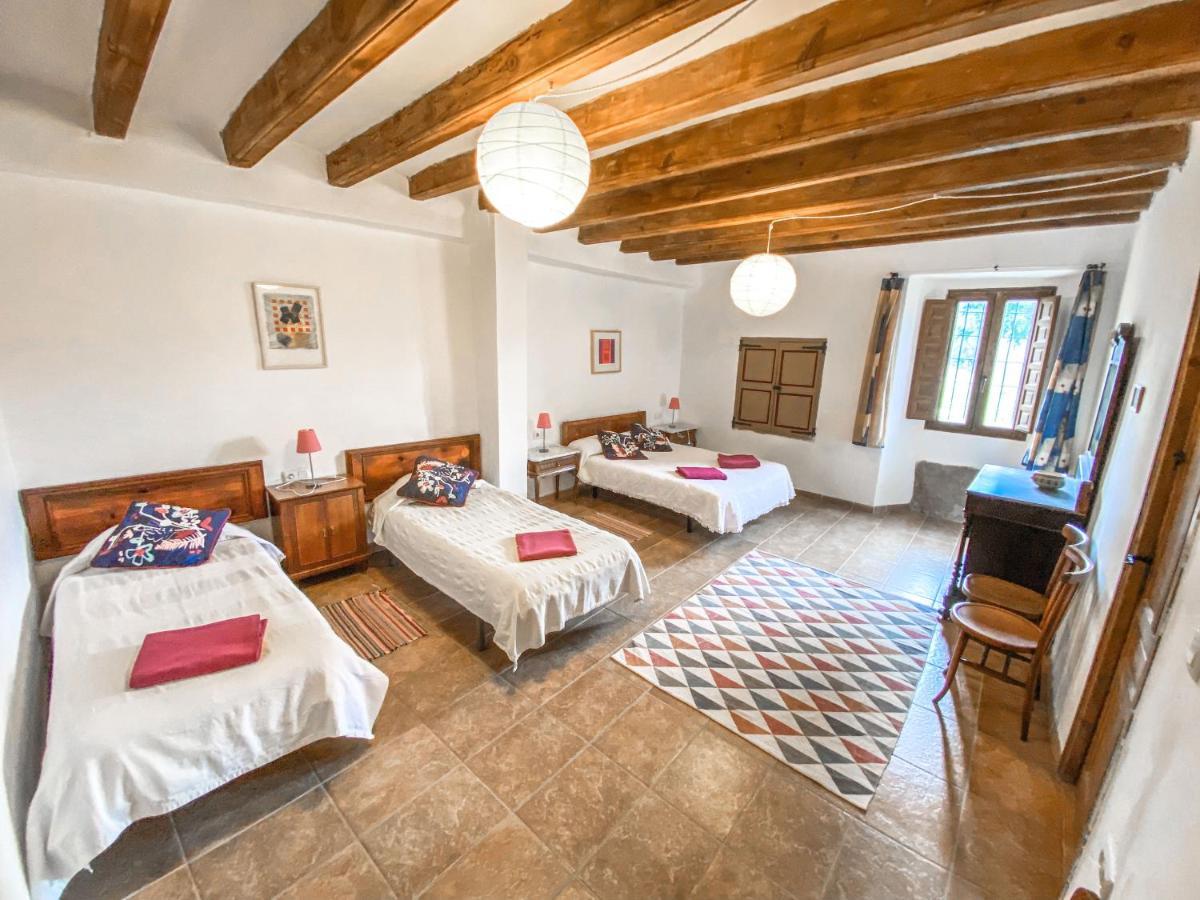 Casa Rural Sant Petrus De Madrona Pinell de Solsones 外观 照片