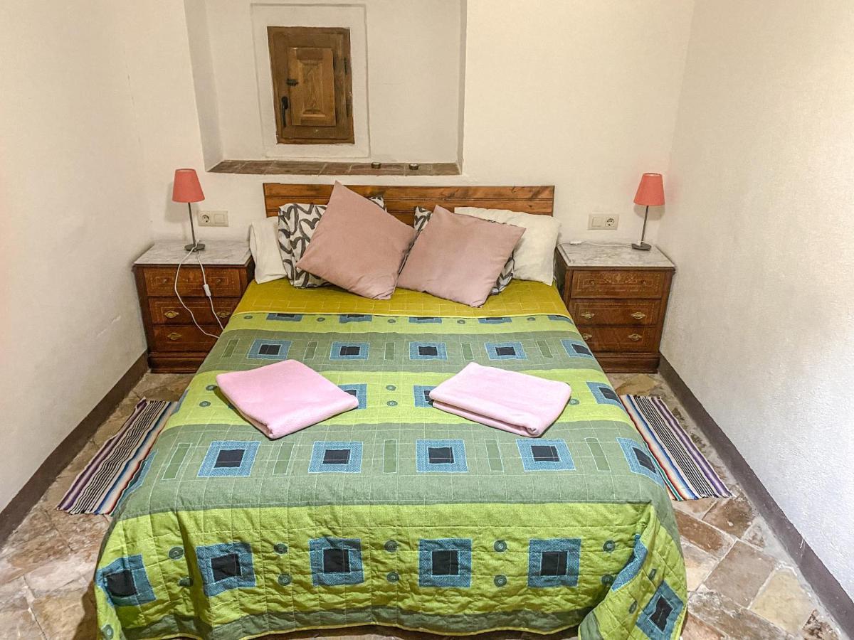 Casa Rural Sant Petrus De Madrona Pinell de Solsones 外观 照片