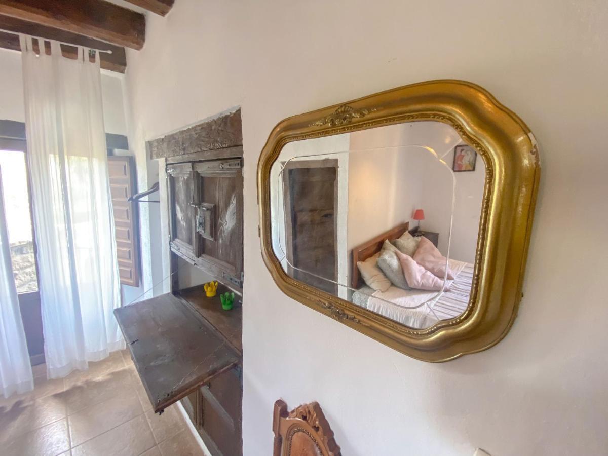 Casa Rural Sant Petrus De Madrona Pinell de Solsones 外观 照片